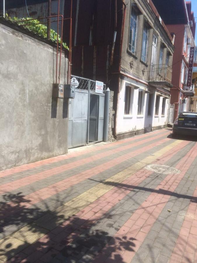 Batumi Guesthouse 28A Exterior foto