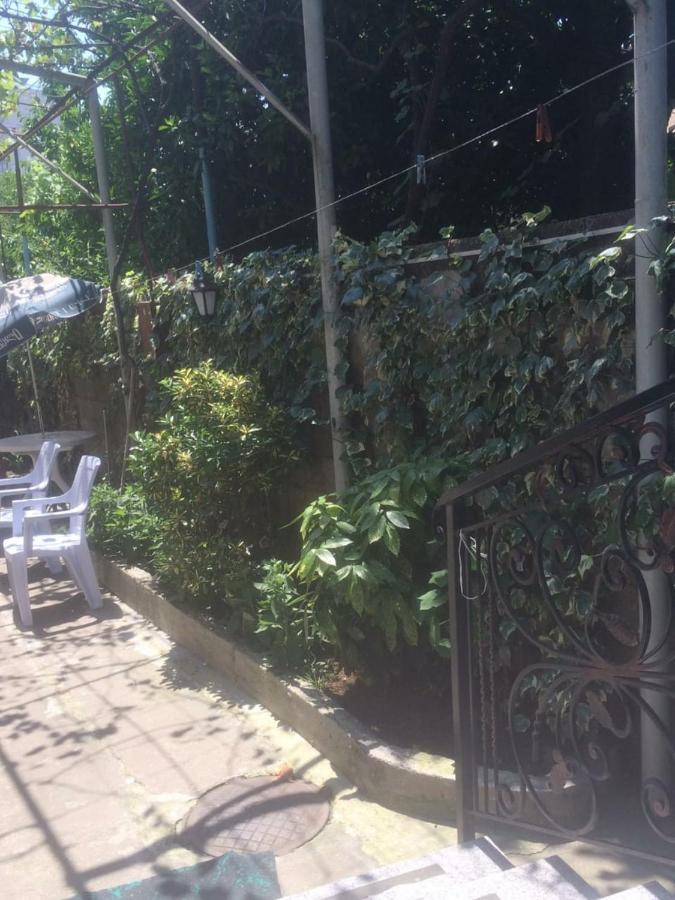 Batumi Guesthouse 28A Exterior foto
